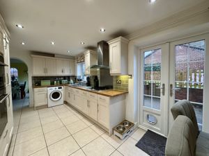 Photo 7- click for photo gallery